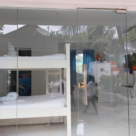 Rrj'S Beach Resort Ослоб Экстерьер фото